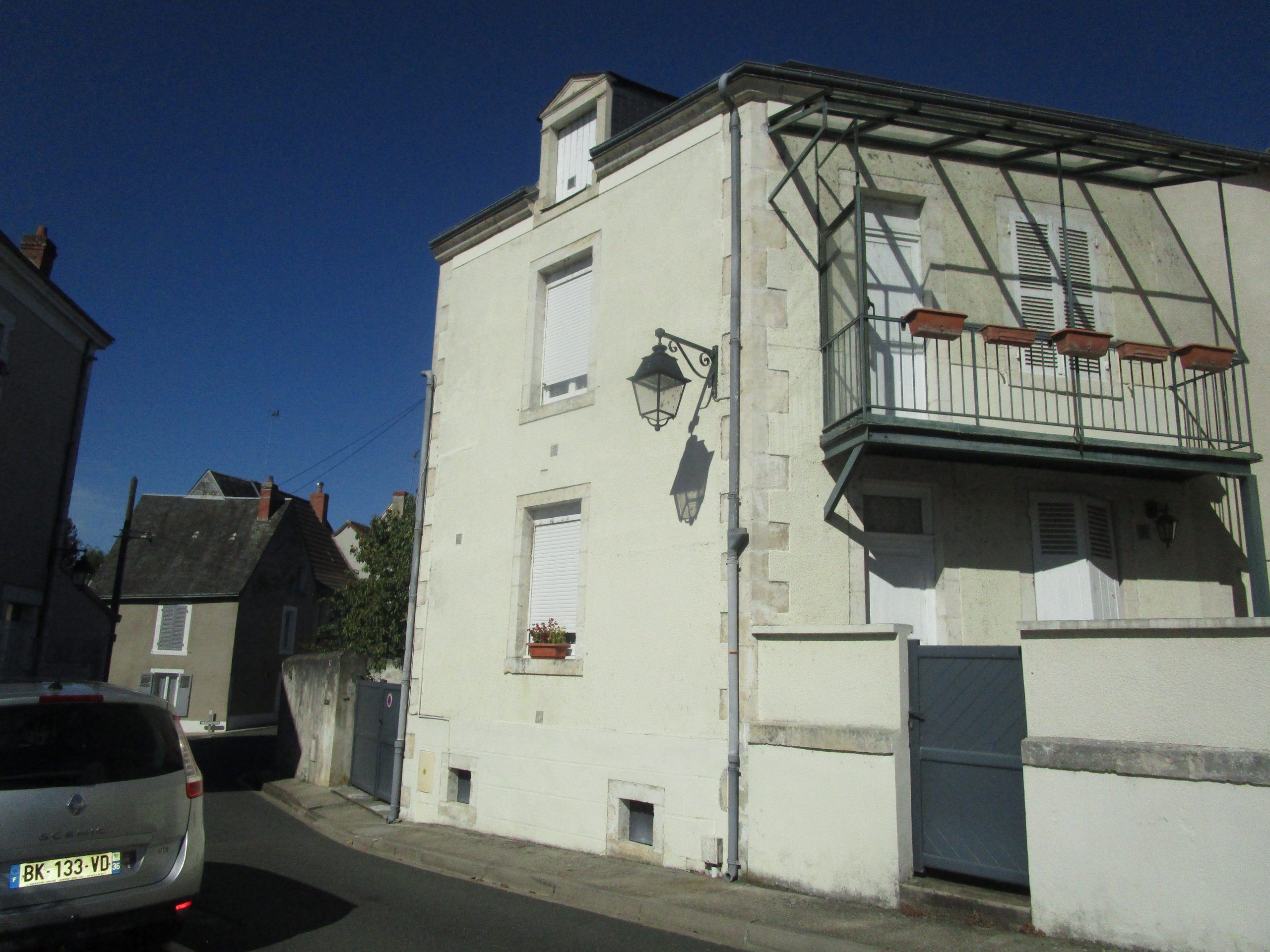 Surprenante – Deux maisons devenues une !